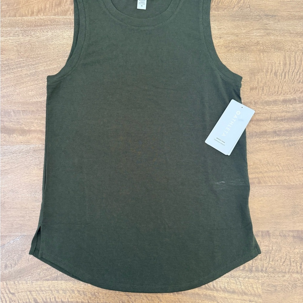 Athleta Dark Green Breezy Tank NWT Medium (Bundle 2+ items for 20% off)